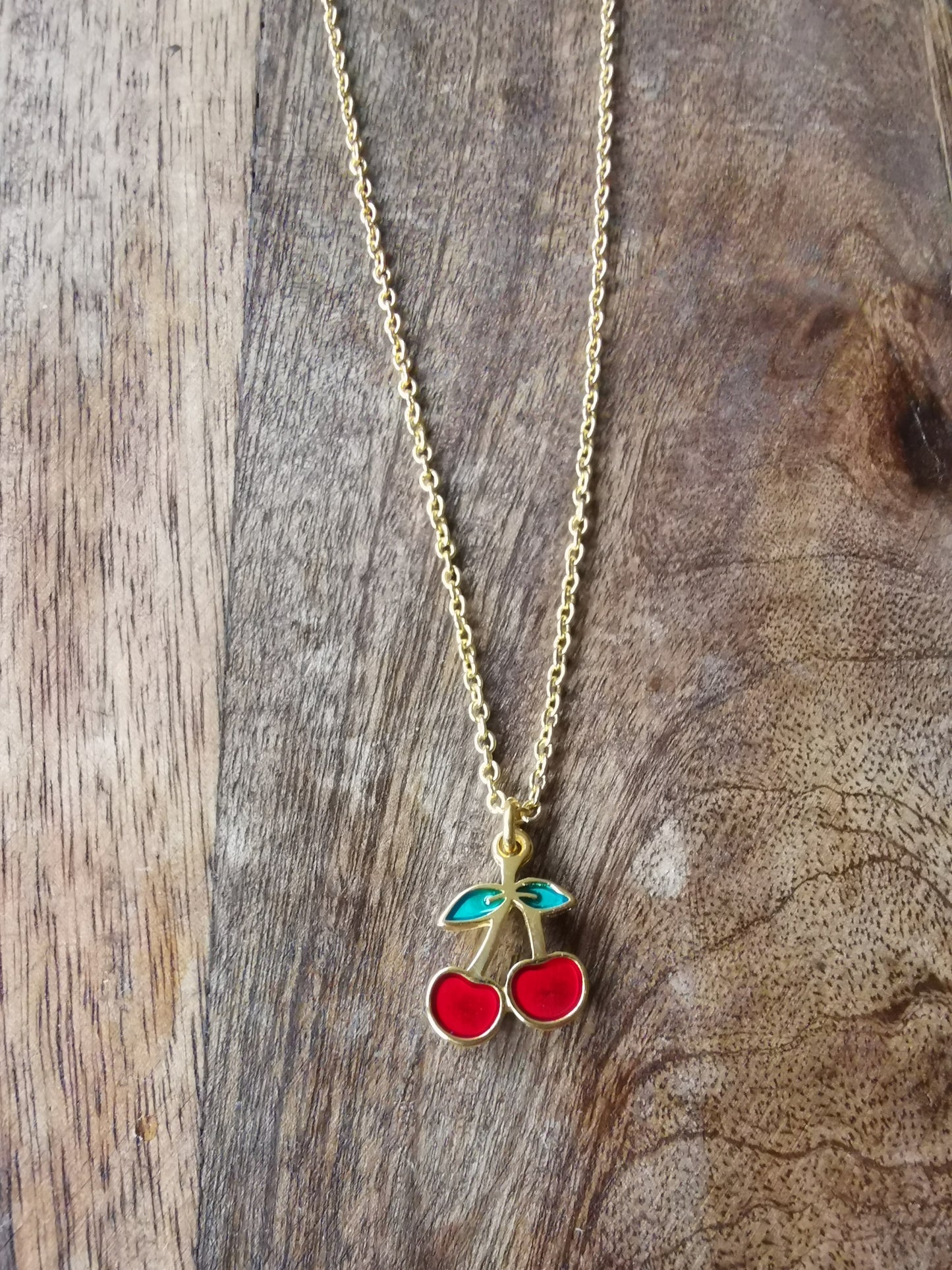 Collier enfant cerise