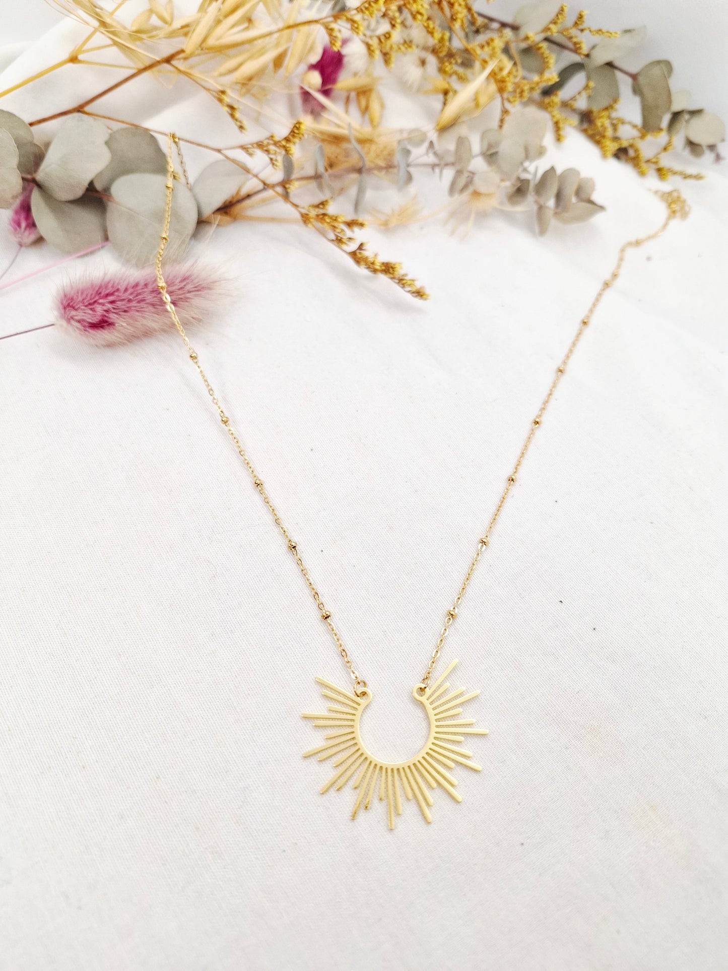 Collier Noam